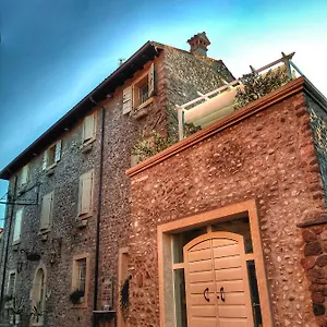 maison-resola.hotelinveneto.com/