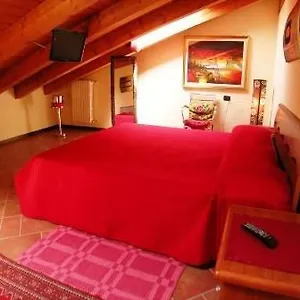 https://corte-nuova.hotelinveneto.com